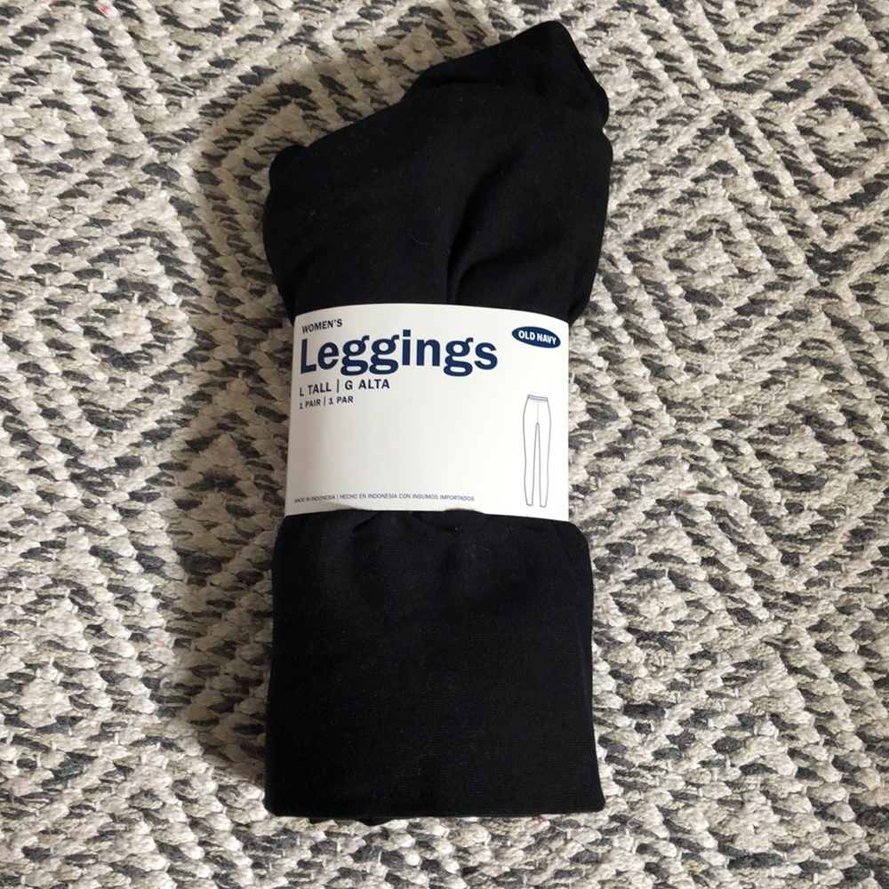 Black leggings!